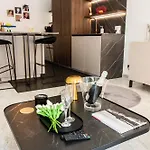 Calme Absolu, élégant Et Arboré Avec Piscine Appartamento Cannes