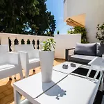 Lägenhet Calme Absolu, Elegant Et Arbore Avec Piscine *
