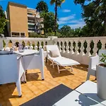 Appartamento Calme Absolu, élégant Et Arboré Avec Piscine