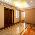 Calme Absolu, Elegant Et Arbore Avec Piscine *