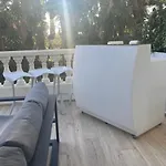 Apartment Calme Absolu, Elegant Et Arbore Avec Piscine *