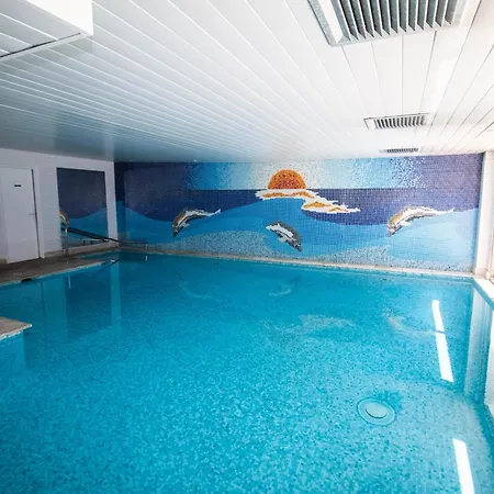 Apartment Calme Absolu, Elegant Et Arbore Avec Piscine