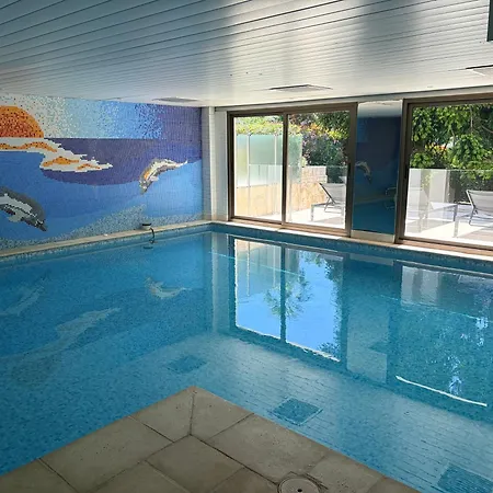 Calme Absolu, Elegant Et Arbore Avec Piscine شقة
