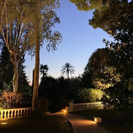 Διαμέρισμα Calme Absolu, Elegant Et Arbore Avec Piscine